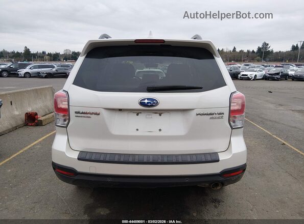 JF2SJAWC0HH571676 2017 SUBARU FORESTER 2.5I TO Белый 