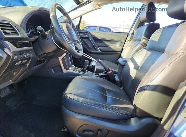 JF2SJAWC4HH454117 2017 SUBARU FORESTER 2.5I TO Blue Vista interior delantera