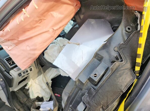 JF2SJAXC1GH460065 2016 SUBARU FORESTER 2.5I TO Silver წინა სალონის ხედი