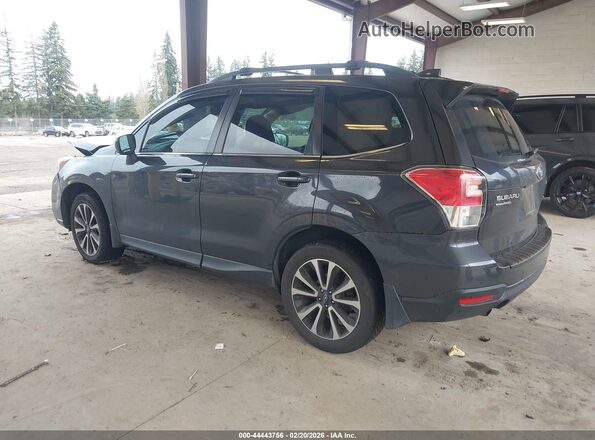 JF2SJGEC1JH421084 2018 SUBARU FORESTER2. Gray 