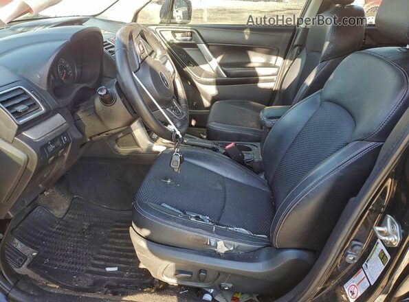 JF2SJGEC4HH479040 2017 SUBARU FORESTER2. Black წინა სალონის ხედი