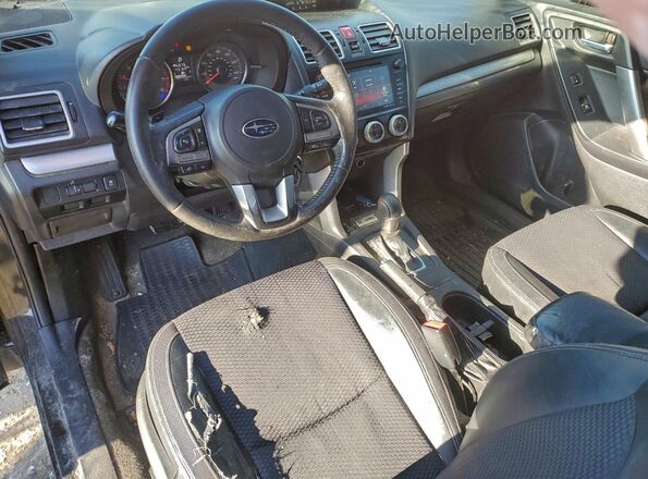 JF2SJGEC4HH479040 2017 SUBARU FORESTER2. Black წინა პანელის ხედი
