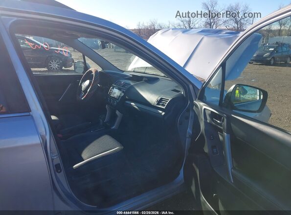 JF2SJGEC6HH487642 2017 SUBARU FORESTER2. Silver Սալոնի դիմացի տեսք