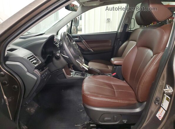 JF2SJGTC3HH541627 2017 SUBARU FORESTER2. Brown Front interior view