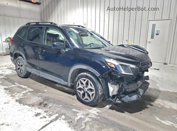 JF2SKADC6PH548689 2023 SUBARU FORESTER Black 