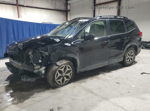 JF2SKADC6PH548689 2023 SUBARU FORESTER Black 