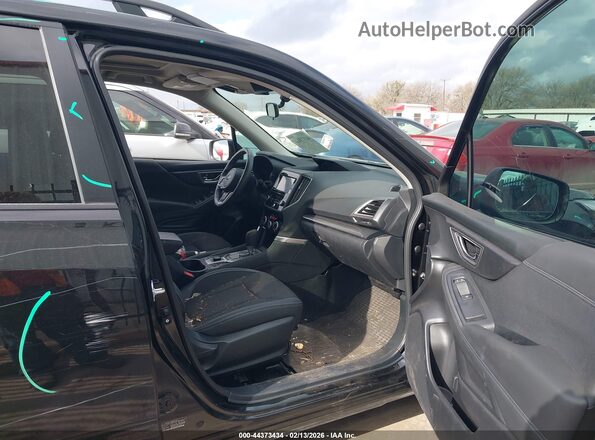 JF2SKADC7RH493558 2024 SUBARU FORESTER Черный Вид салона спереди