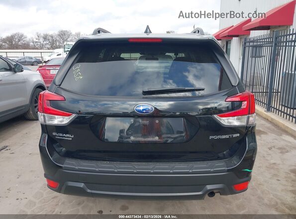 JF2SKADC7RH493558 2024 SUBARU FORESTER Черный 