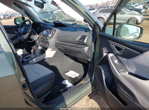 JF2SKAEC0KH438504 2019 SUBARU FORESTER Green 