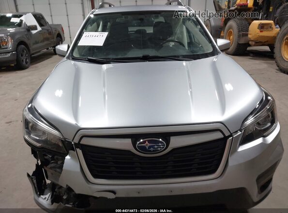 JF2SKAEC4KH421690 2019 SUBARU FORESTER Silver 