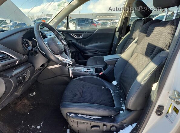 JF2SKAFC4MH475220 2021 SUBARU FORESTER White 