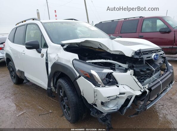 JF2SKAJC0RH518675 2024 SUBARU FORESTER Белый Вид спереди