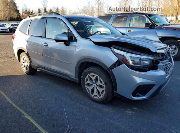 JF2SKAJC2MH488555 2021 SUBARU FORESTER Серебряный 