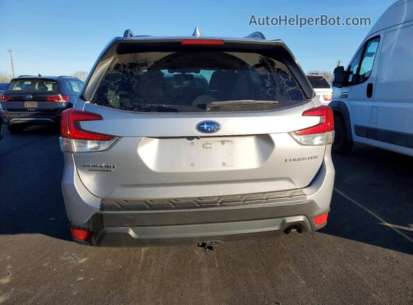 JF2SKAJC2MH488555 2021 SUBARU FORESTER Серебряный 
