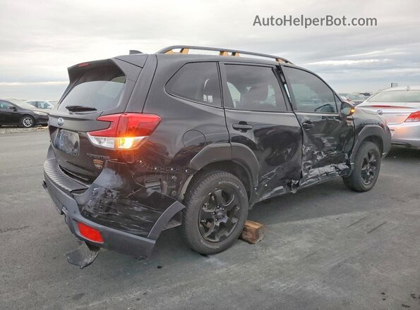 JF2SKAJC9RH492562 2024 SUBARU FORESTER Black Tył prawy