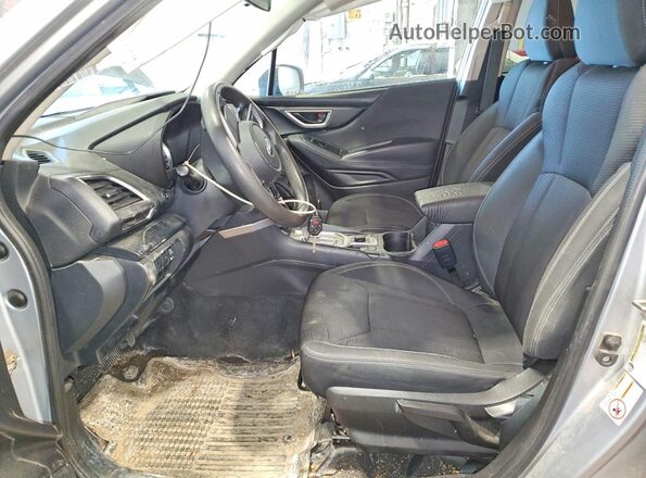 JF2SKEBC3KH561709 2019 SUBARU FORESTER Silver 