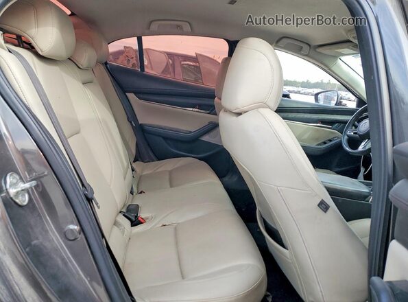 JM1BPACL4K1111745 2019 MAZDA 3 Серый 