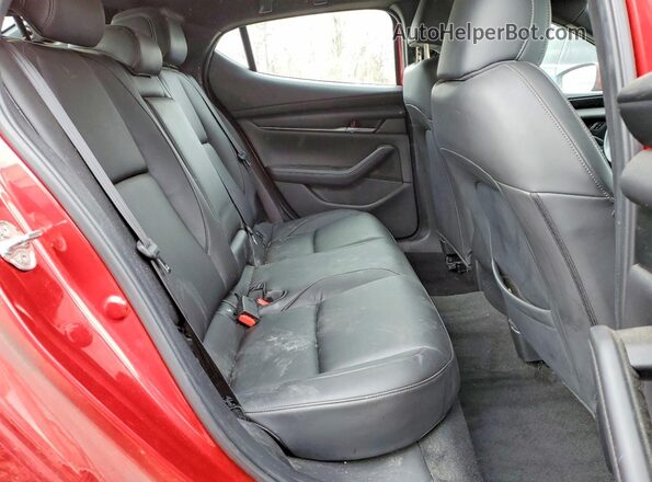 JM1BPALM0L1162654 2020 MAZDA 3 Red Հետևի նստատեղերի տեսք