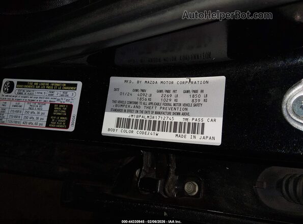 JM1BPALM3R1712745 2024 MAZDA 3 Black 