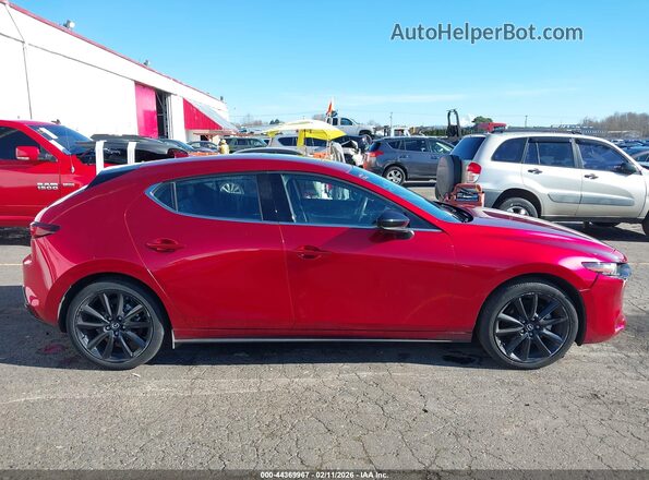 JM1BPBJY9M1309518 2021 MAZDA 3 Красный Вид задней части салона