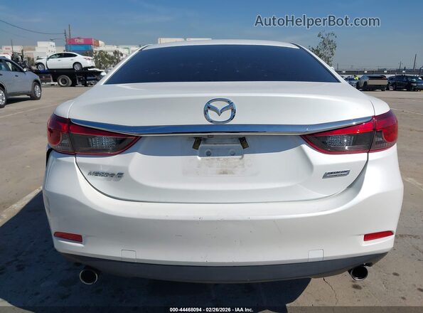 JM1GL1U52H1156127 2017 MAZDA 6 White 