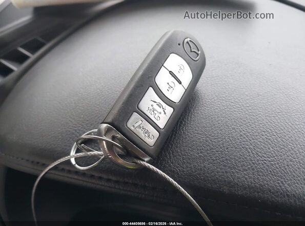 JM1GL1U53H1101685 2017 MAZDA 6 Black Vista del salpicadero