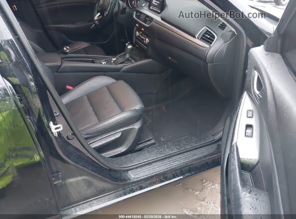 JM1GL1V58H1104886 2017 MAZDA 6 Black წინა სალონის ხედი