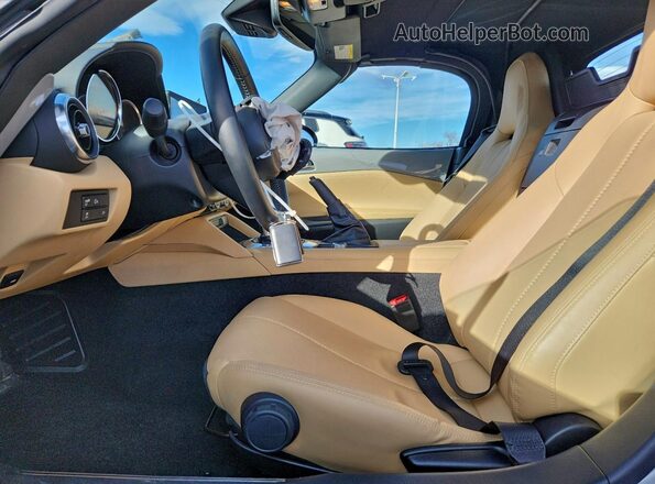 JM1NDAD78R0606246 2024 MAZDA MX-5 Серый Вид салона спереди