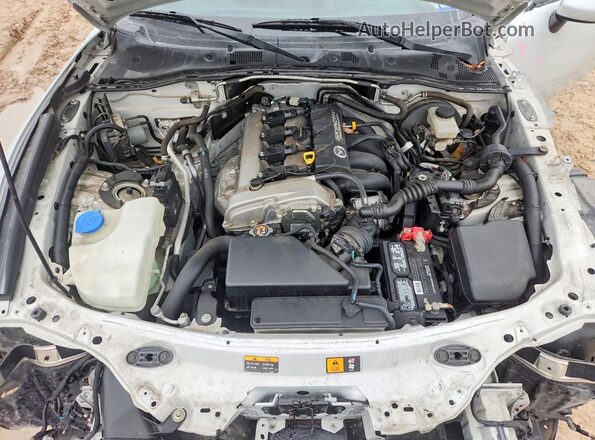 JM1NDAM71K0300091 2019 MAZDA MX-5 Gray უკანა სალონის ხედი