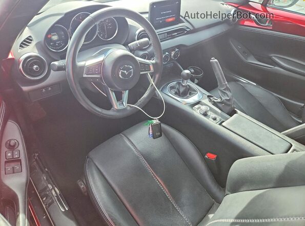 JM1NDAM71N0501719 2022 MAZDA MX-5 Красный Вид панели приборов