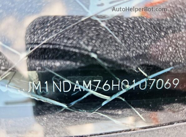 JM1NDAM76H0107069 2017 MAZDA MX-5 Blue Engine compartment view
