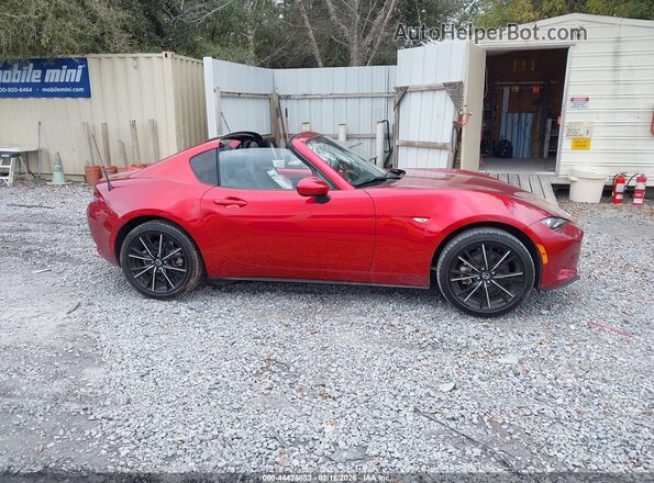 JM1NDAM7XS0653204 2025 MAZDA MX-5 MIATA RF Red უკანა სალონის ხედი