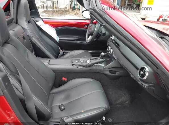 JM1NDAM7XS0653204 2025 MAZDA MX-5 MIATA RF Red წინა სალონის ხედი