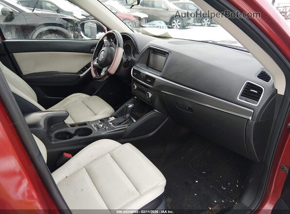 JM3KE2DY4G0865156 2016 MAZDA CX-5 Red Front interior view