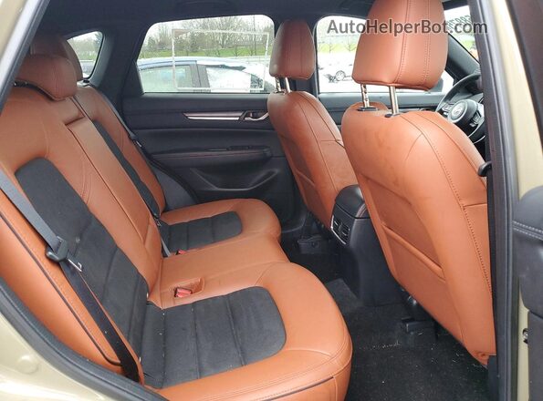 JM3KFBAY8S0592698 2025 MAZDA CX-5 Tan Rear interior view