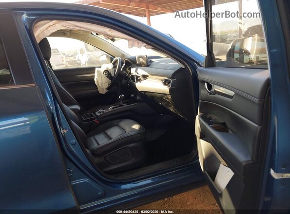 JM3KFBCM1P0137077 2023 MAZDA CX-5 Blue Вид салону спереду