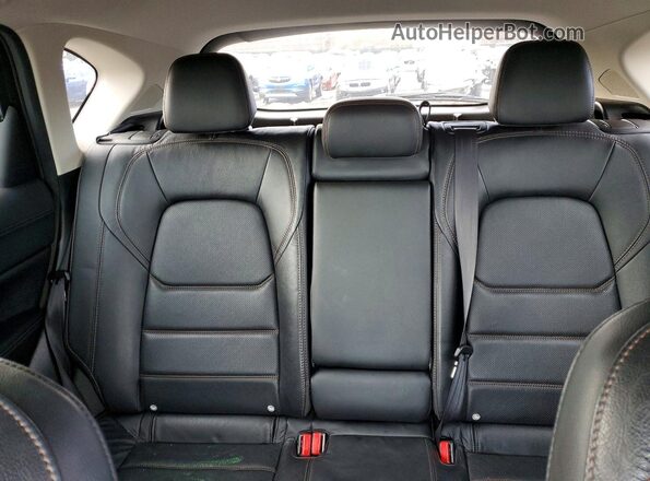 JM3KFBDL7H0189336 2017 MAZDA CX-5 White Widok tylnych siedzeń