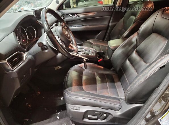 JM3KFBDM9J0415049 2018 MAZDA CX-5 Коричневый Вид салона спереди