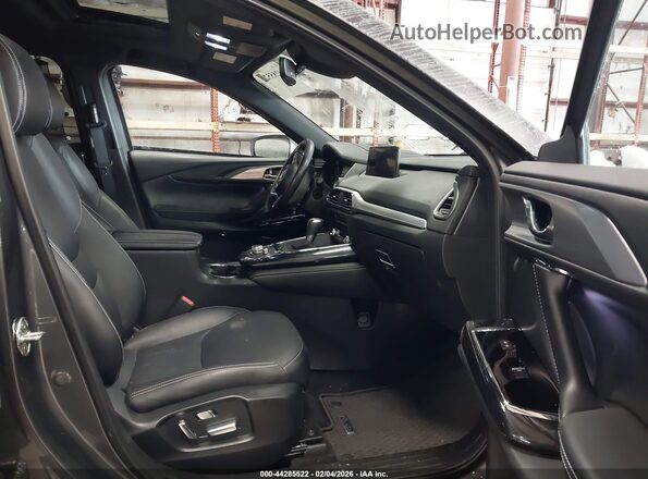 JM3TCBDY7P0630051 2023 MAZDA CX-9 Gray Widok wnętrza z przodu