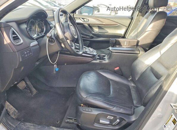 JM3TCBDY8H0132037 2017 MAZDA CX-9 Silver Вид салону спереду