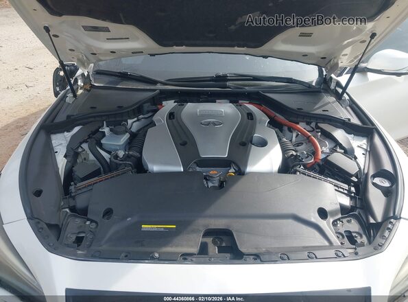 JN1AV7AP8HM890006 2017 INFINITI Q50 HYBRID White Rear view
