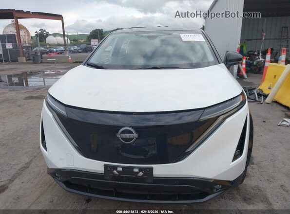 JN1BF0BA9PM404482 2023 NISSAN ARIYA White Вид задньої частини салону