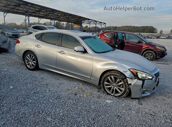 JN1BY1AP2JM181151 2018 INFINITI Q70 Silver Front right
