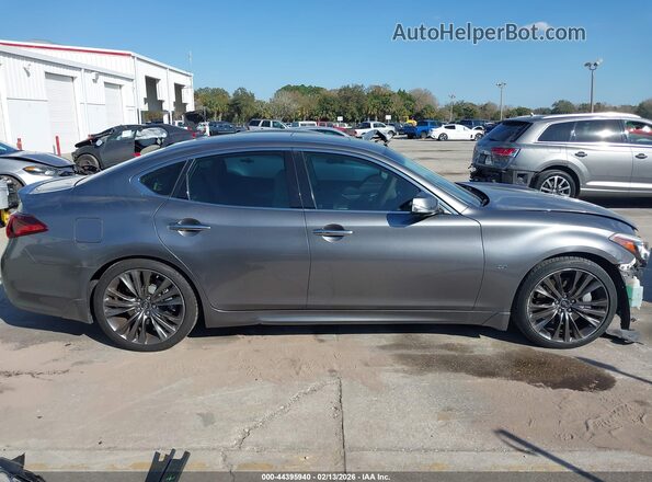 JN1BY1AP9JM180790 2018 INFINITI Q70 Gray 360 interior view
