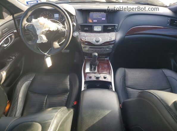 JN1BY1AP9JM180806 2018 INFINITI Q70 White Dashboard view