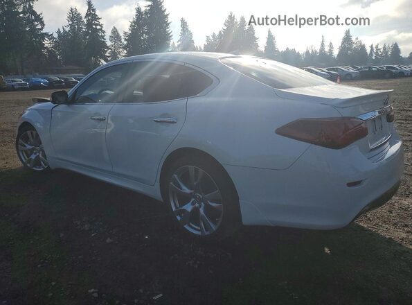 JN1BY1AP9JM180806 2018 INFINITI Q70 White Rear left
