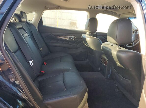 JN1BY1PR2GM720739 2016 INFINITI Q70L Black Rear seats view