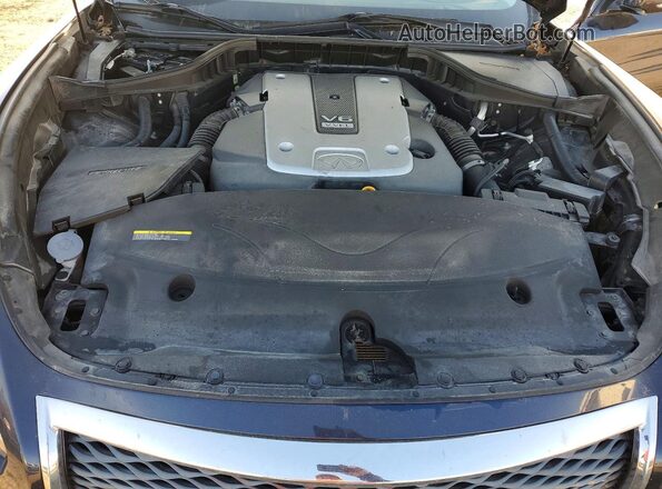 JN1BY1PR2GM720739 2016 INFINITI Q70L Black Rear interior view