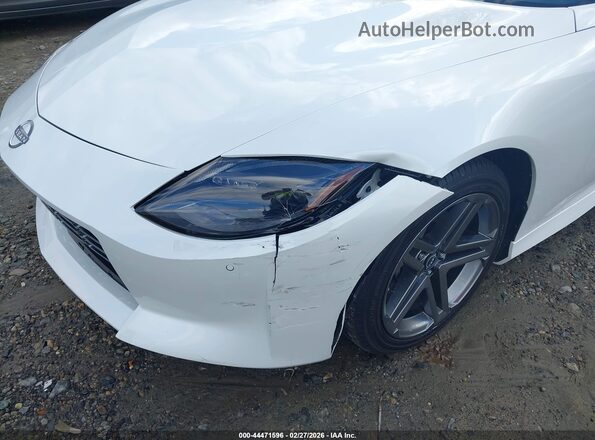 JN1BZ4AH9RM367675 2024 NISSAN Z Белый Вид спереди