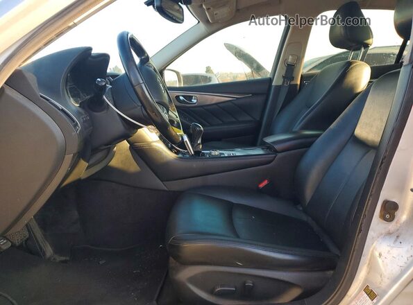 JN1CV7AP0HM641840 2017 INFINITI Q50 Silver Front interior view